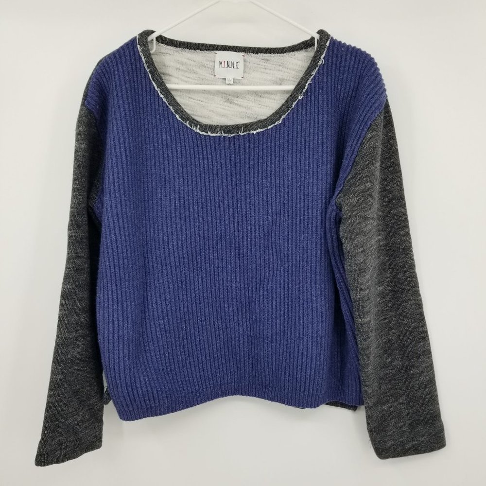 Minnie‎ Blue and Grey Long Sleeved Women's Pullover Sweater Size Large